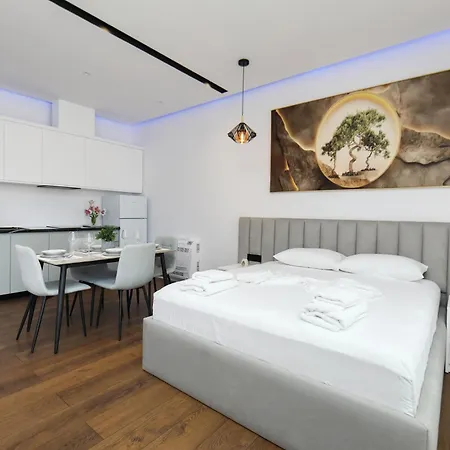 Appartement Modern Steps From The Sea In For 3